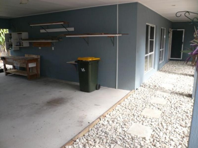 8 Thooleer Close, Cooya Beach QLD 4873