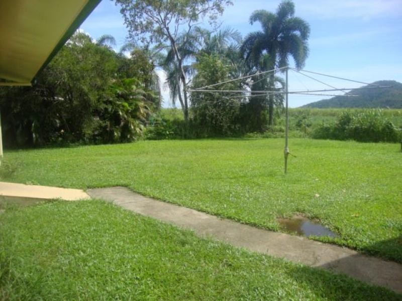 74 Alchera Drive, Mossman QLD 4873