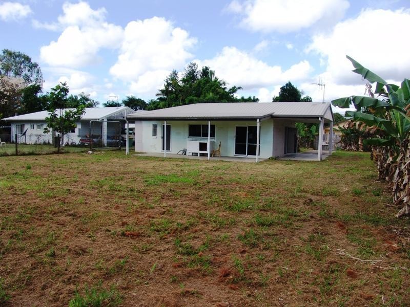 17 Dan Hart Lane, Mossman QLD 4873