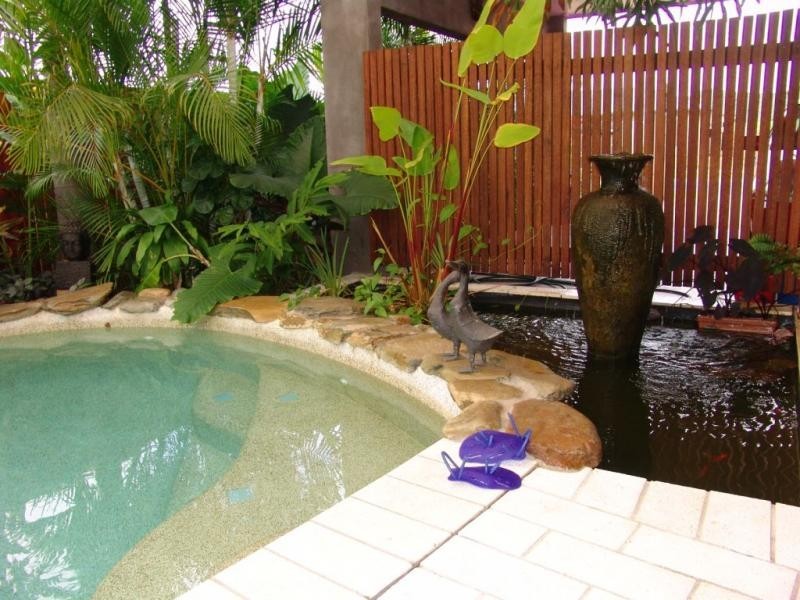 Cooya Beach QLD 4873