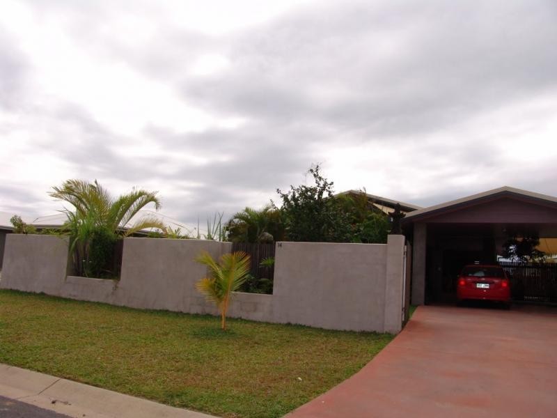 Cooya Beach QLD 4873