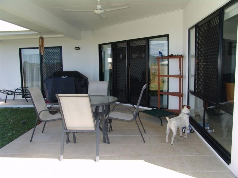 48 Cooya Beach Rd, Cooya Beach QLD 4873