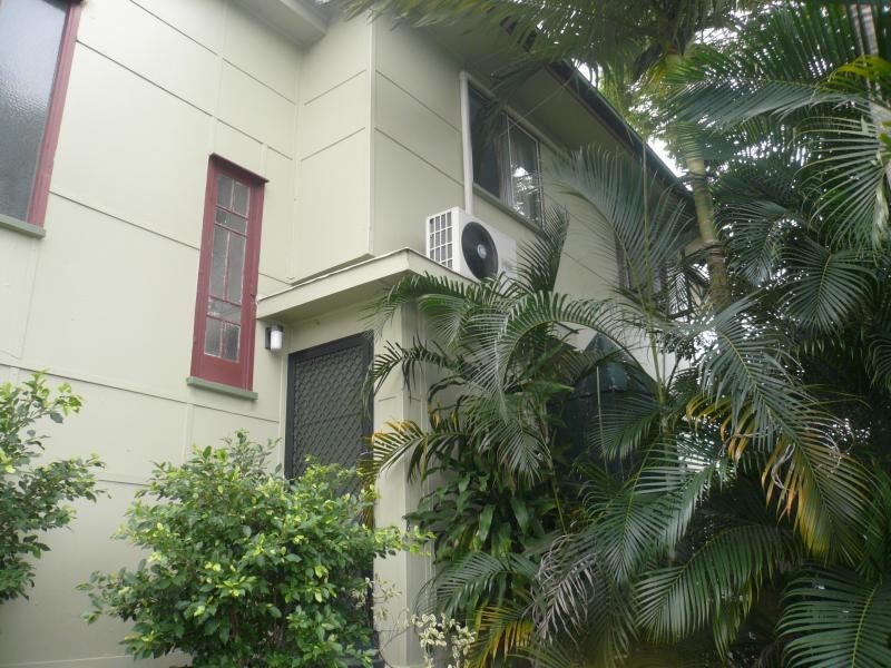 1/8 Mossman St, Mossman QLD 4873