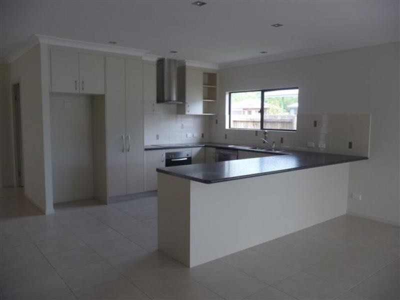13 Satinash St, Mossman QLD 4873