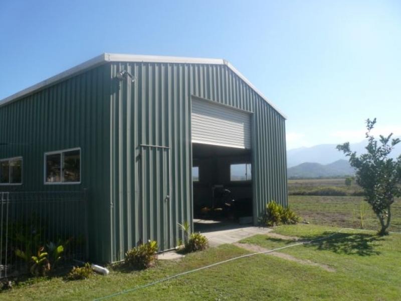 150 Marine Pde, Newell QLD 4873