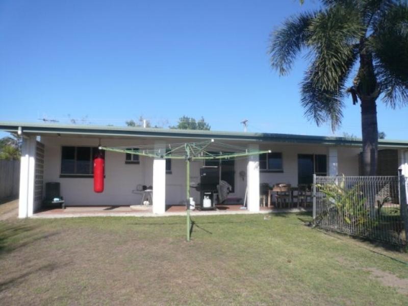 150 Marine Pde, Newell QLD 4873