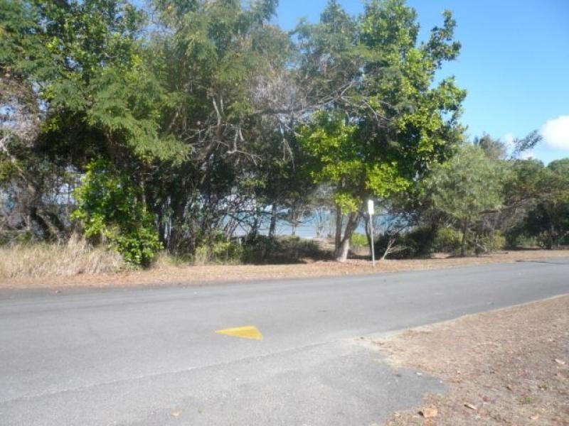 150 Marine Pde, Newell QLD 4873