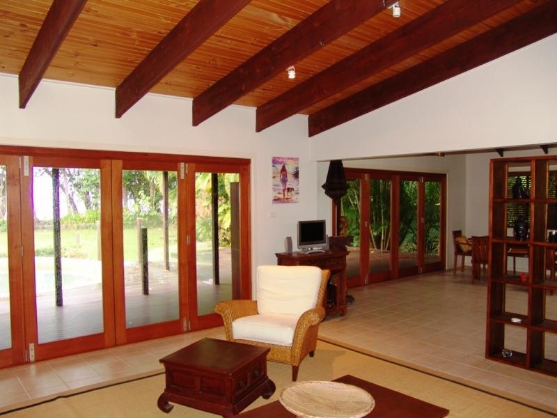 1 Bell’s Reef Close, Wonga QLD 4873