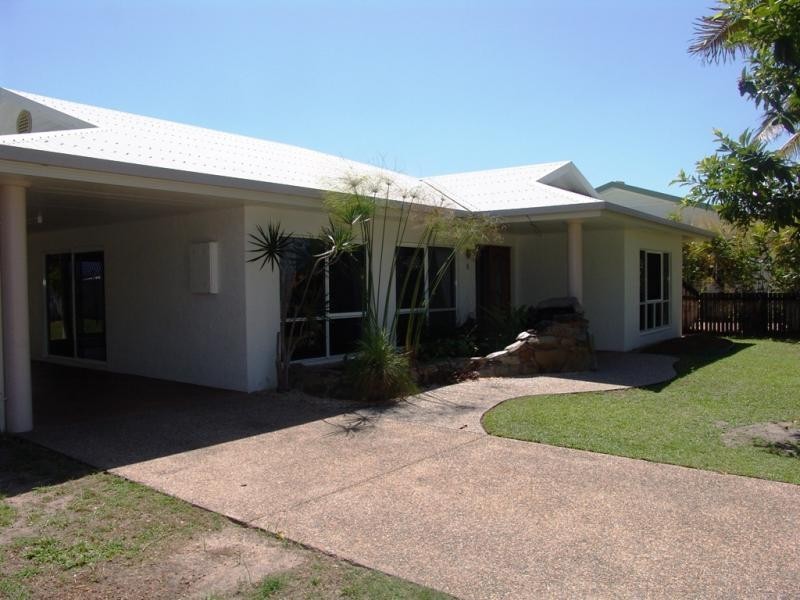 Cooya Beach QLD 4873