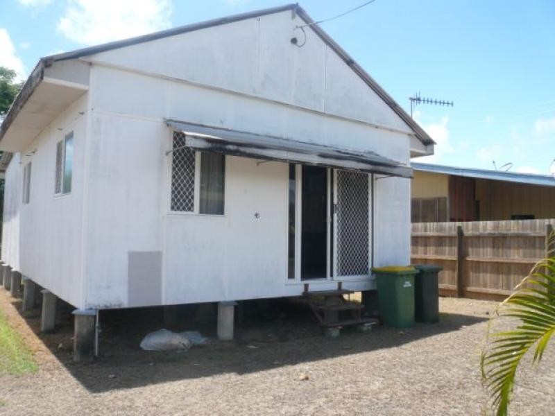 43 Andrews Street, Newell QLD 4873