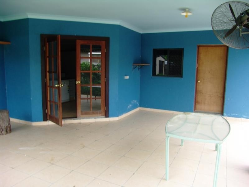 4 Satinash St, Mossman QLD 4873