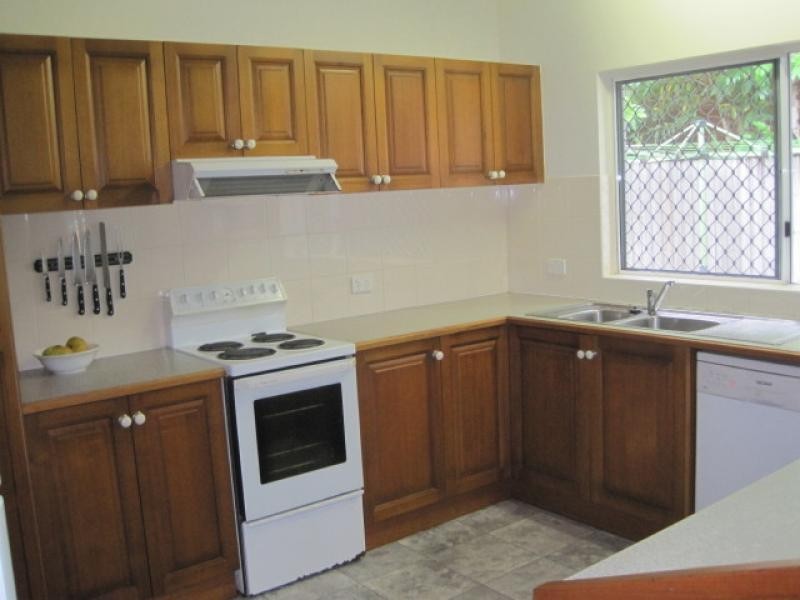 17 Thooleer Close, Cooya Beach QLD 4873