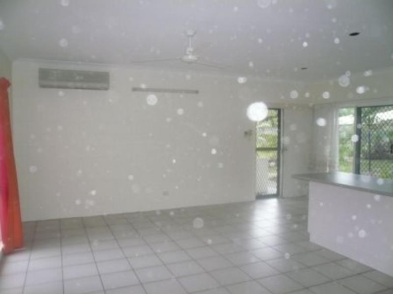 11 Jirimandi Close, Wonga QLD 4873