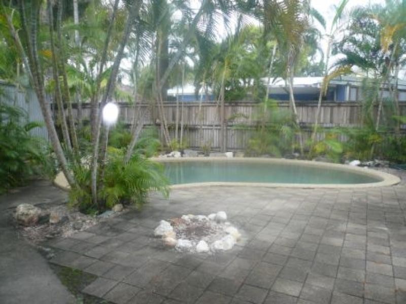 11 Jirimandi Close, Wonga QLD 4873