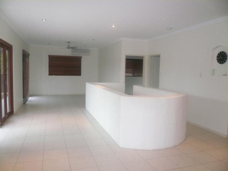 1 Shalom Close, Cooya Beach QLD 4873