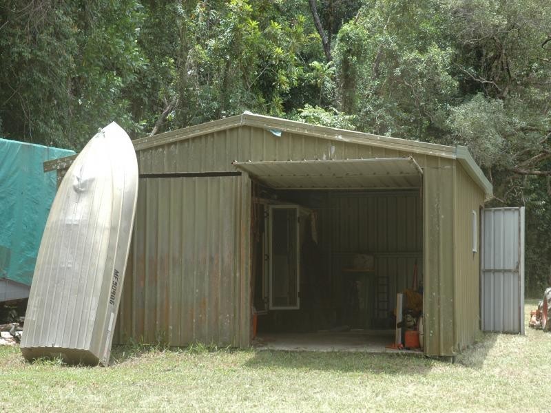 84 Cape Tribulation Road, Daintree QLD 4873