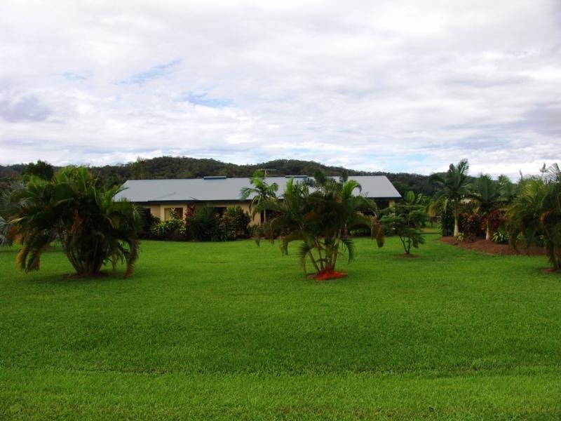Miallo QLD 4873