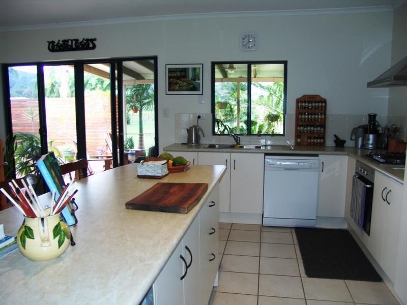 Miallo QLD 4873