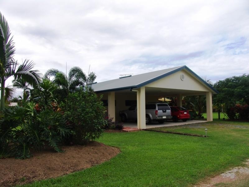 Miallo QLD 4873