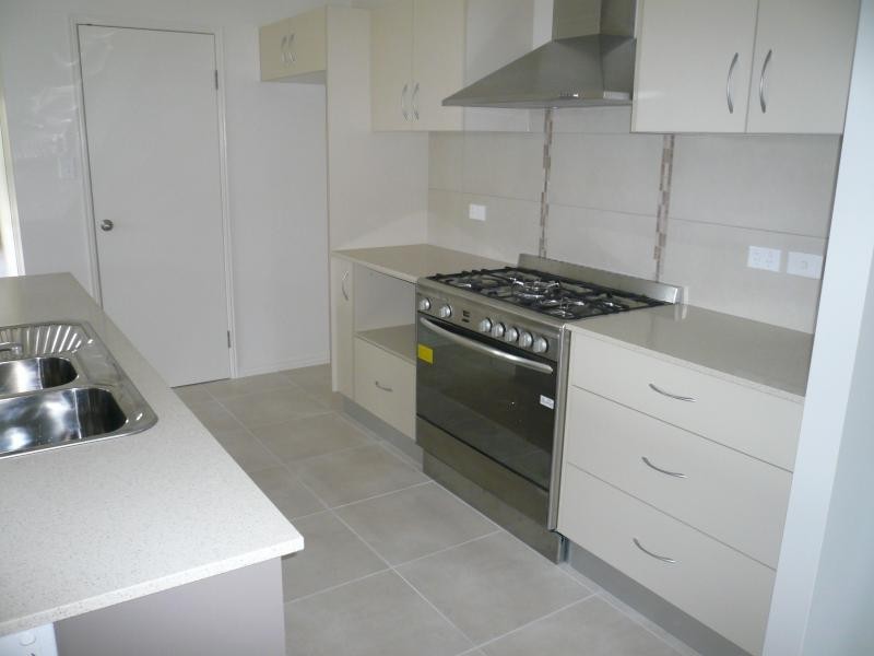 5 Gerygone Close, Mossman QLD 4873