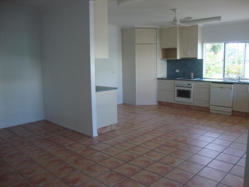 7 Marine Parade, Newell QLD 4873