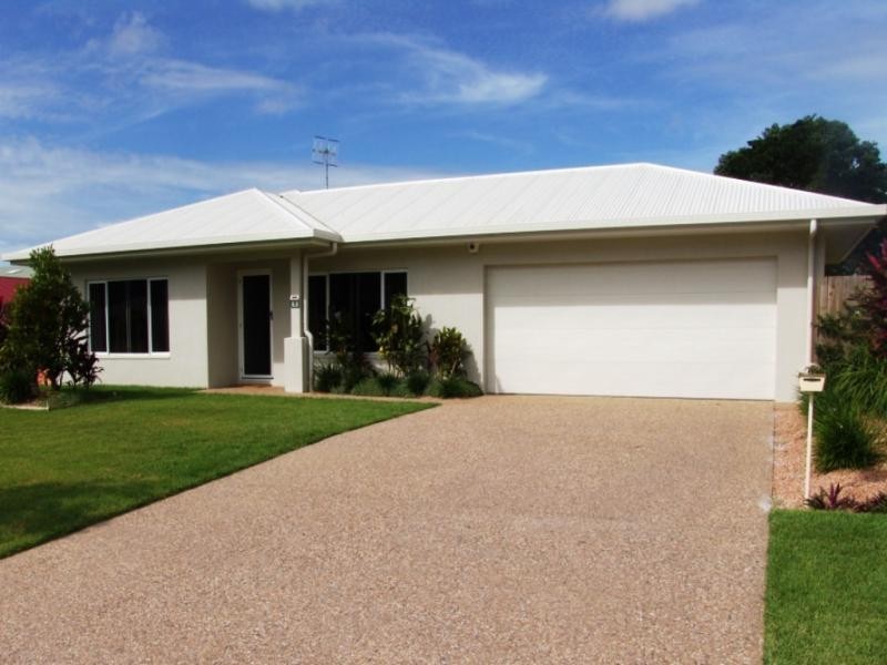 38 Riflebird Close, Mossman QLD 4873