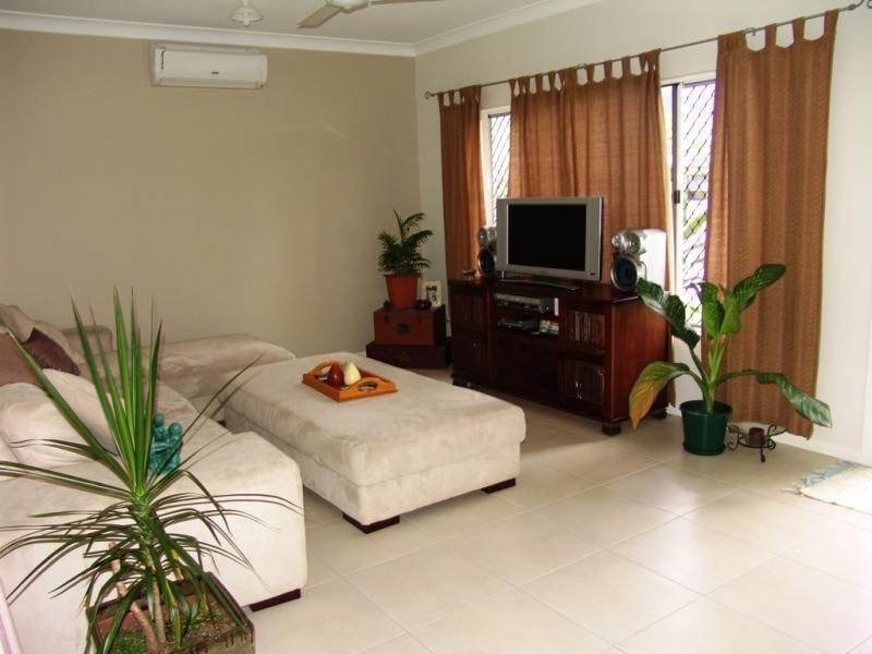 38 Riflebird Close, Mossman QLD 4873