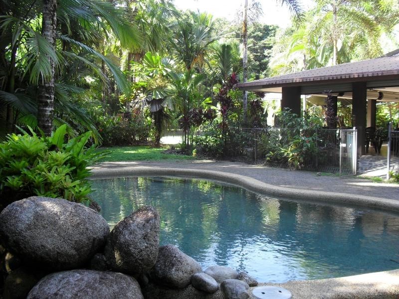 335 Cape Tribulation Road, Daintree QLD 4873