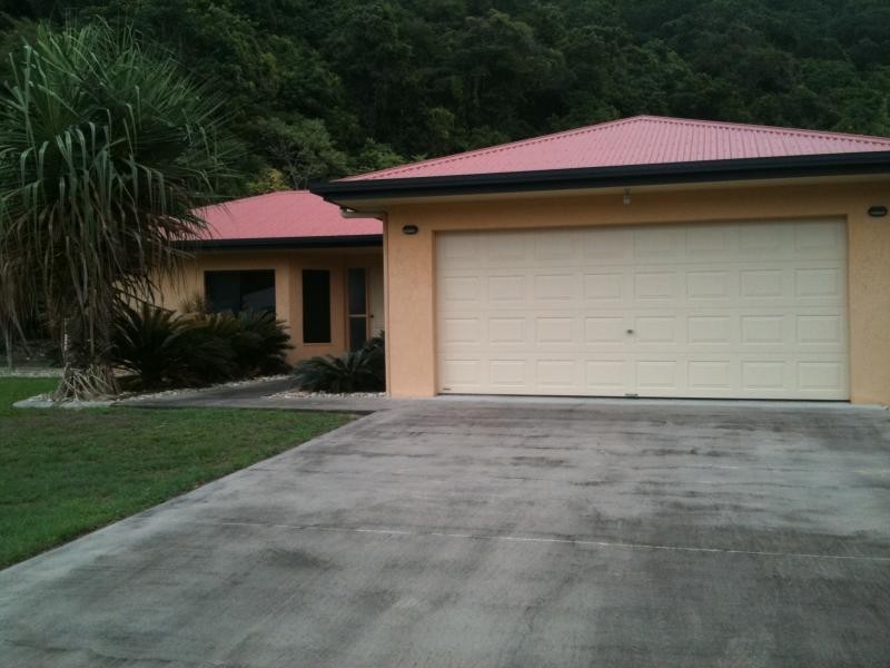 2 Marlin Drive, Wonga QLD 4873