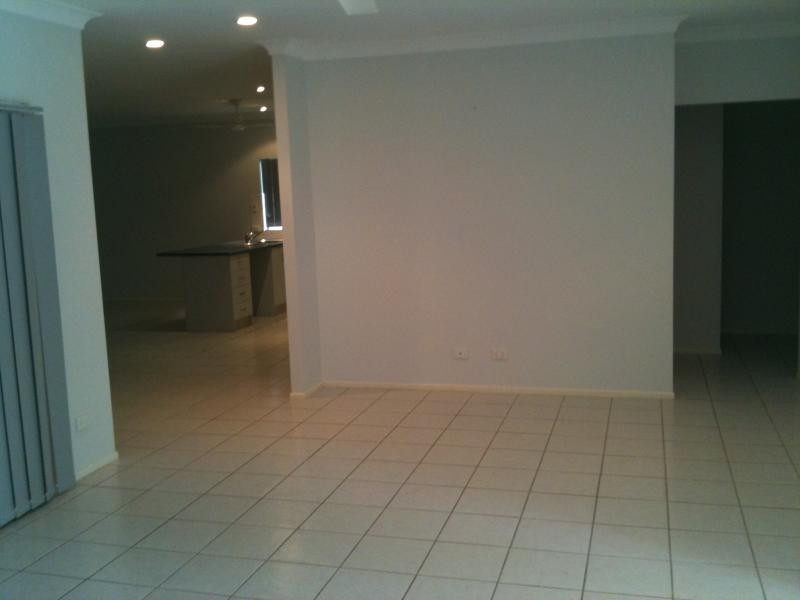 2 Marlin Drive, Wonga QLD 4873