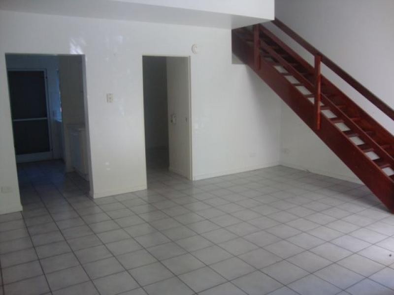 2/19 Wilson Street, Mossman QLD 4873