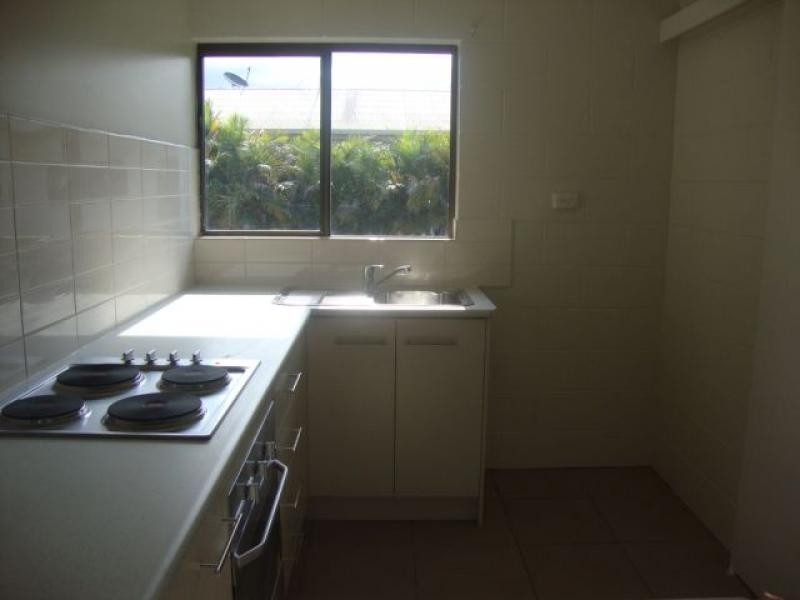 2/24 Atherton Street, Mossman QLD 4873