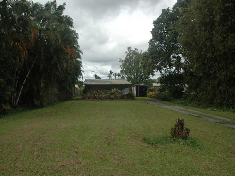 23 Atherton Street, Mossman QLD 4873