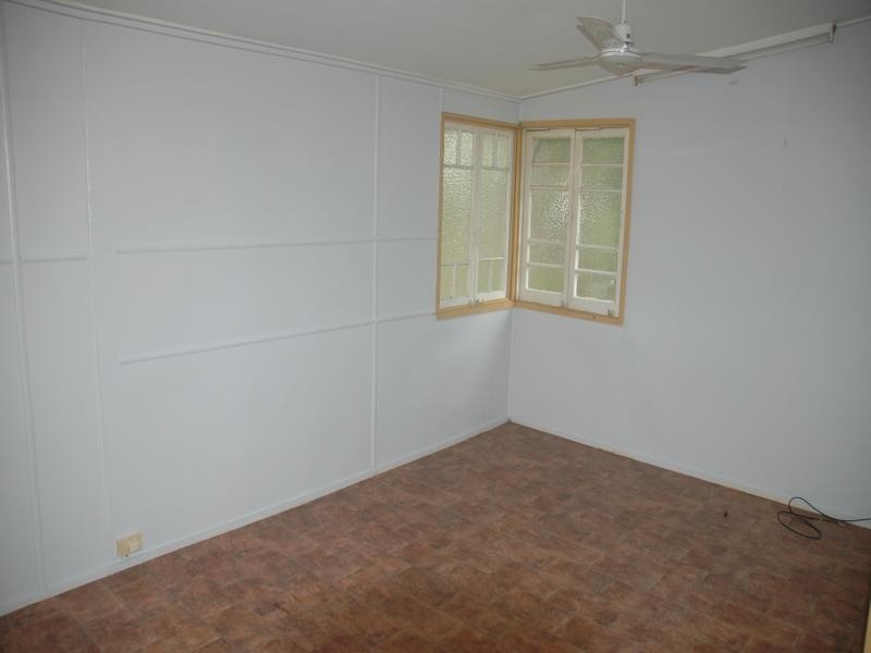 23 Atherton Street, Mossman QLD 4873