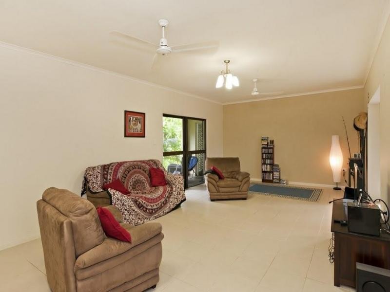 10 Coral Sea Drive, Mossman QLD 4873