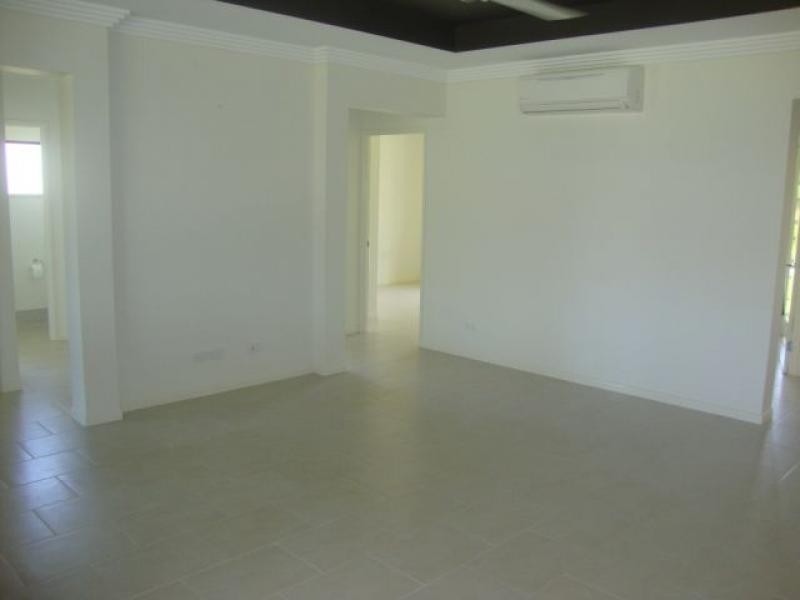 2 Spoonbill, Mossman QLD 4873