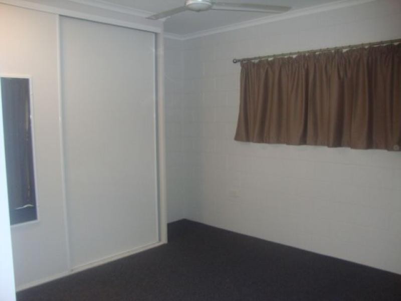 31 Pringle Street, Mossman QLD 4873