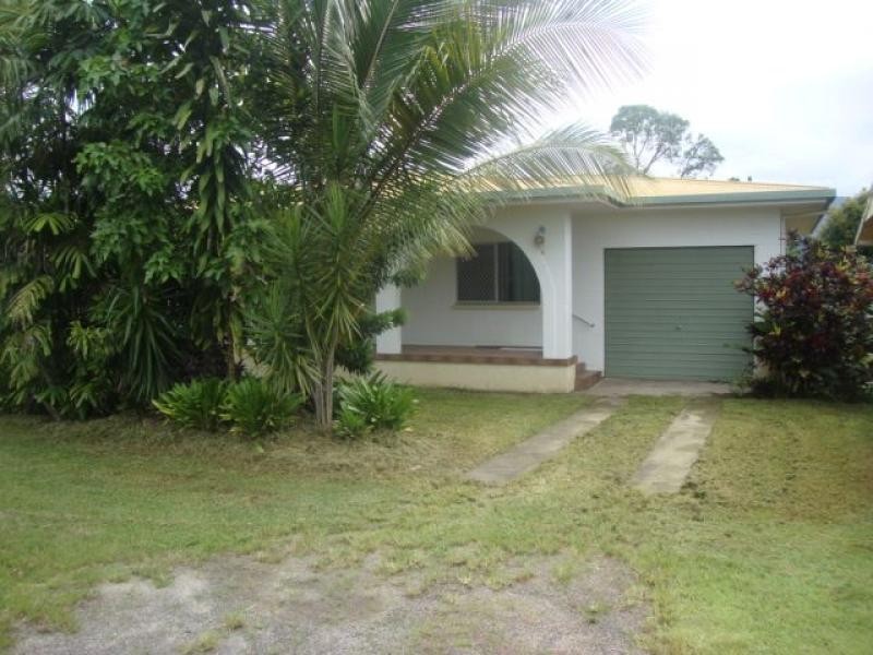 8 Andrews Street, Newell QLD 4873