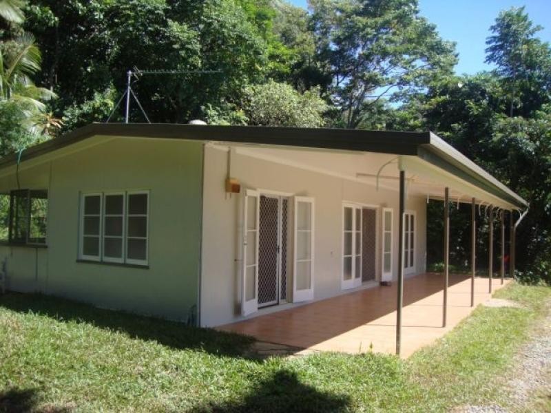 1307 Daintree Rd, Wonga QLD 4873