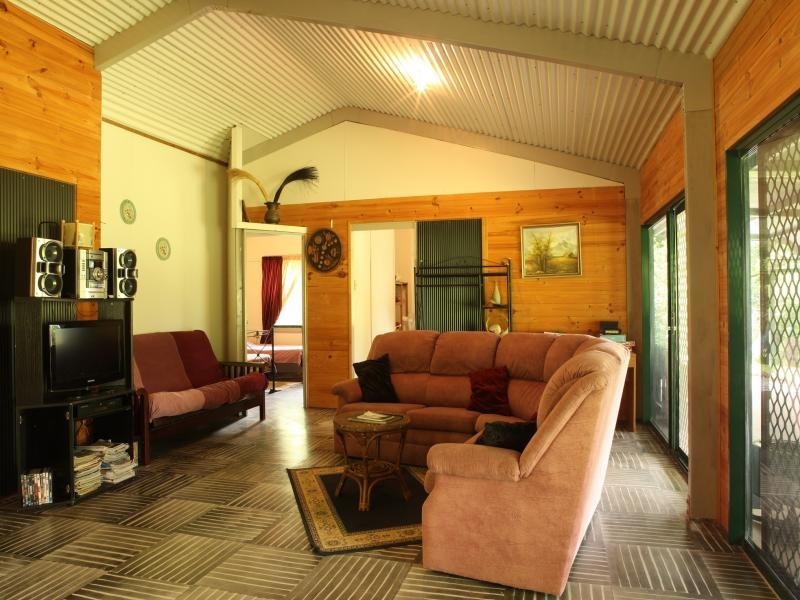 37 Mahogany Road, Daintree QLD 4873