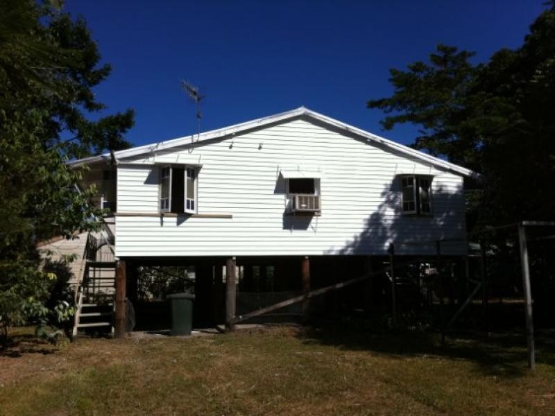 61 Alchera Drive, Mossman QLD 4873