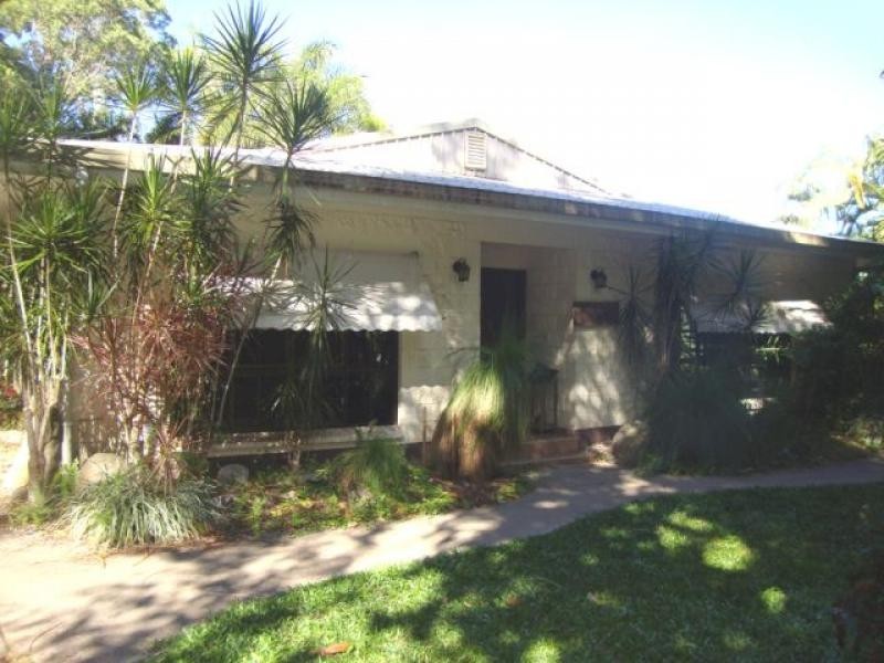 1 Elizabeth Close, Miallo QLD 4873