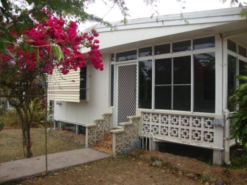 6 Marine Pde, Newell QLD 4873