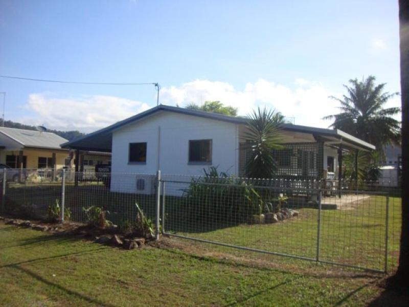 8 Barra Close, Wonga QLD 4873