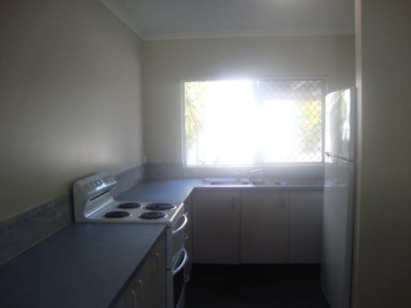2/3 Calophyllum Cl, Wonga QLD 4873