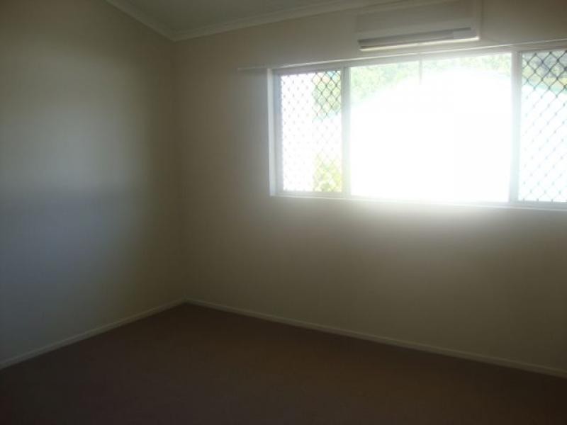 2/3 Calophyllum Cl, Wonga QLD 4873