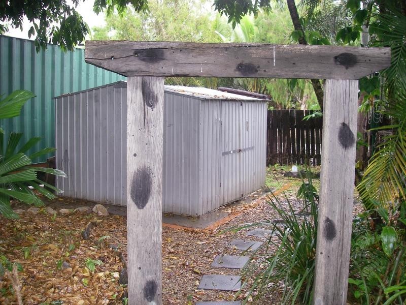 21 Jiramandi Close, Wonga QLD 4873