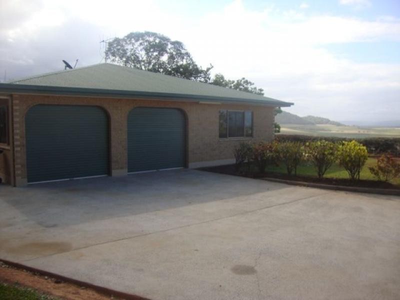 44 Francis Rd, Mossman QLD 4873