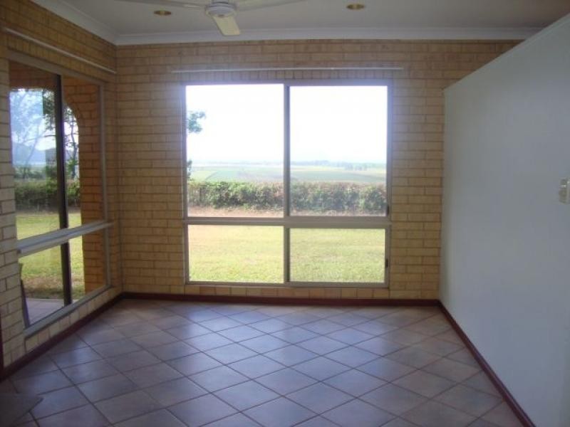 44 Francis Rd, Mossman QLD 4873