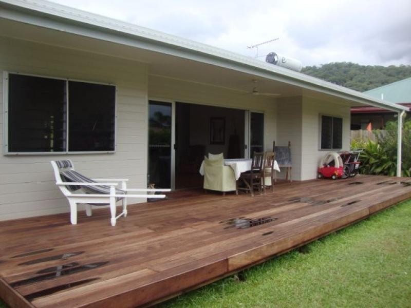 15 Satinash Street, Mossman QLD 4873